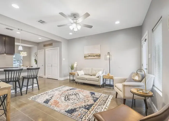 Cozy 2 Bed Townhome Near The Hospital * Lafayette